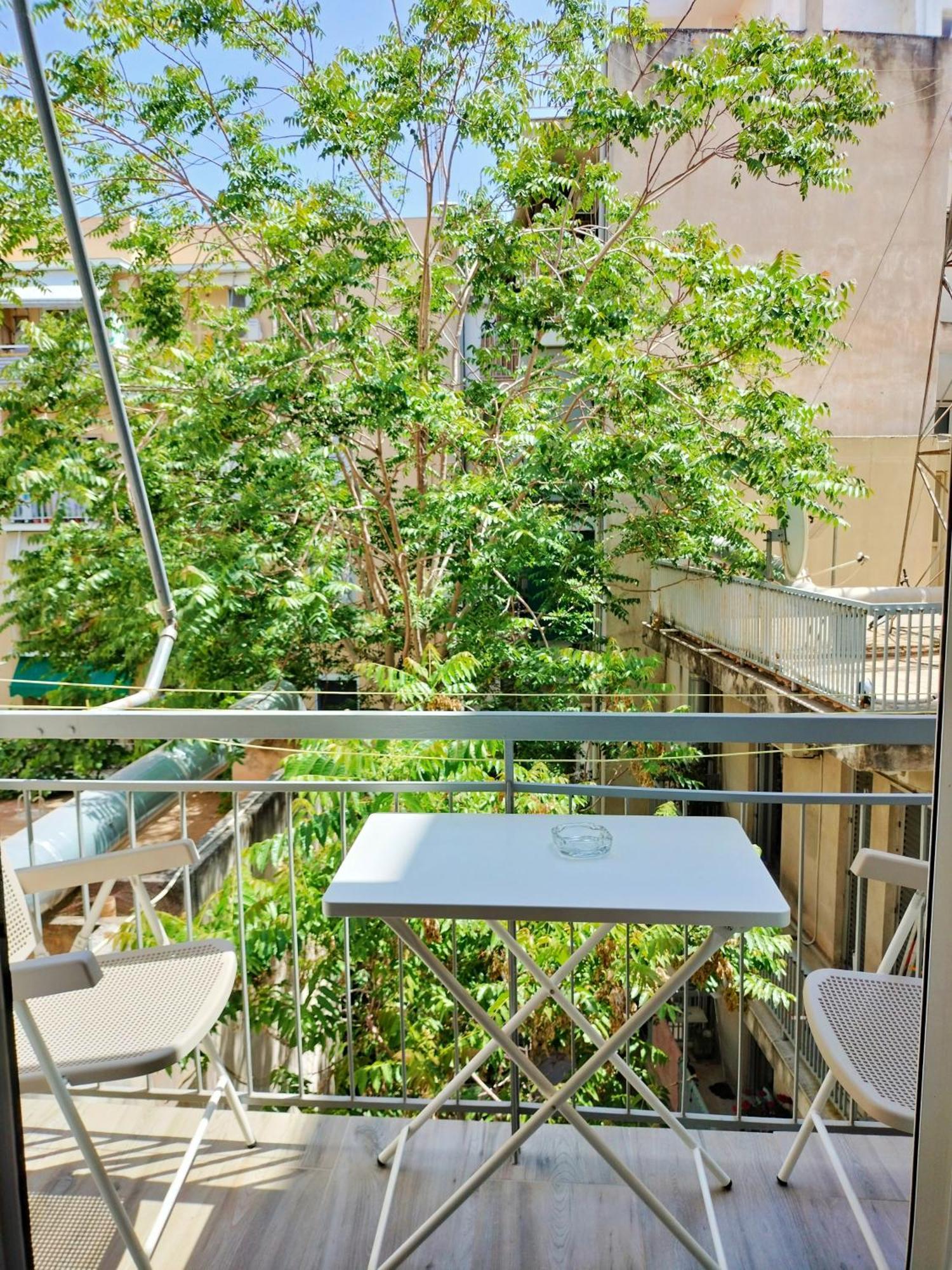 Koukaki Cozy Apartment 5 Minutes To Metro Atenas Exterior foto